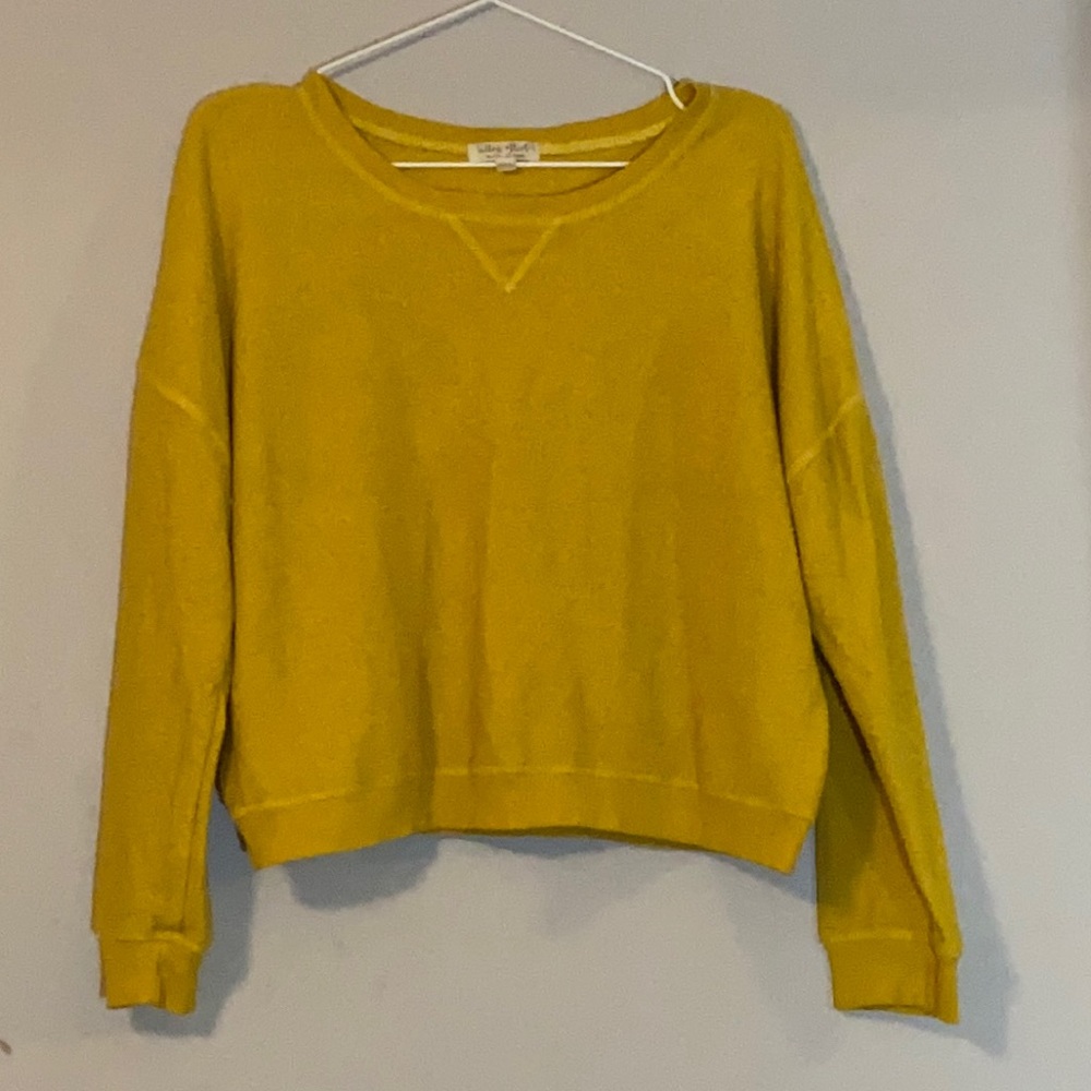 Mustard yellow cropped sweater